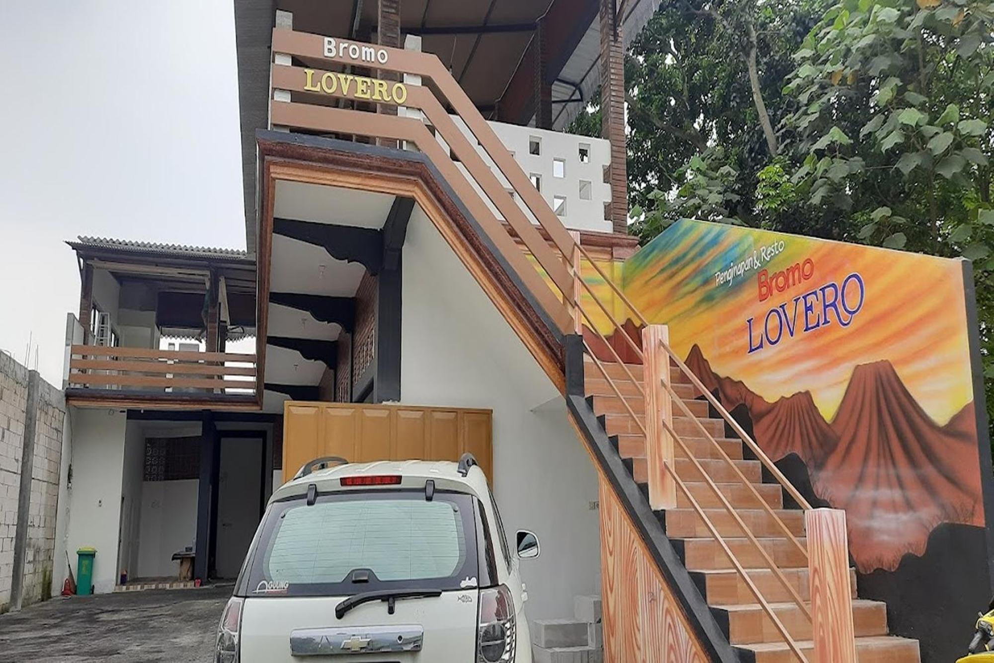 Penginapan Bromo Lovero Hotel Lambangkuning Exterior photo